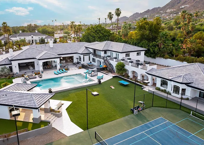 Villa Summer Getaway, Life, Pickleball, Pool, Golf *