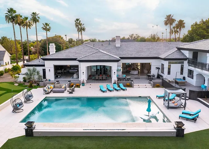 Villa Summer Getaway, Life, Pickleball, Pool, Golf *