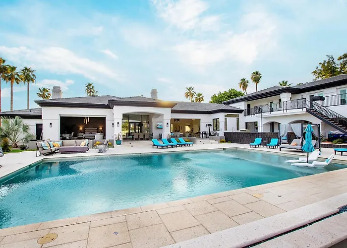 Summer Getaway, Life, Pickleball, Pool, Golf * Phoenix