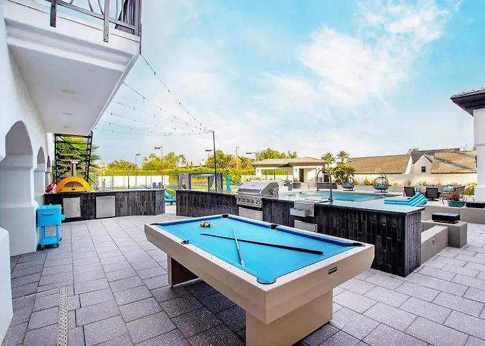 Villa Summer Getaway, Life, Pickleball, Pool, Golf *