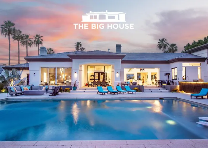 Summer Getaway, Life, Pickleball, Pool, Golf Villa