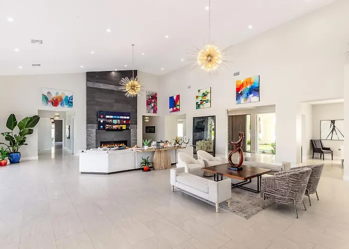 Summer Getaway, Life, Pickleball, Pool, Golf Villa